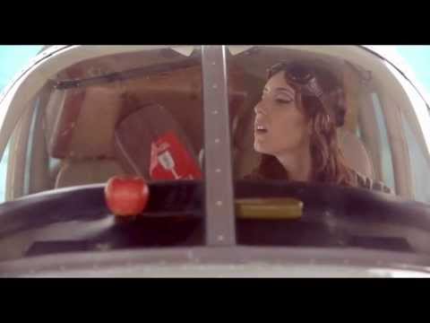 Mi Burbuja - Video Oficial - Mariana Vega