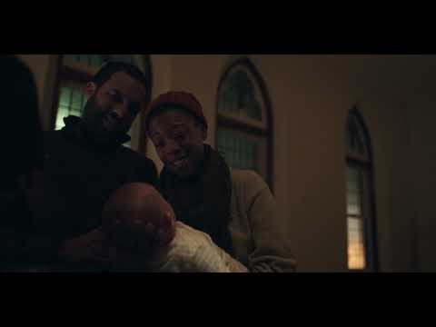 The Handmaid's Tale (3x4) - Luke and Moira baptize baby Nichole