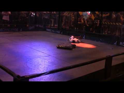 Robot Arena Insomnia 58 - Hatchet vs Omega