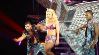 Britney Spears - The Femme Fatale Tour - Burning Up &amp; I Wanna Go