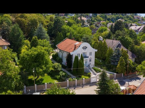 Budán, Rózsavölgyben, reprezentatív luxus villa eladó
