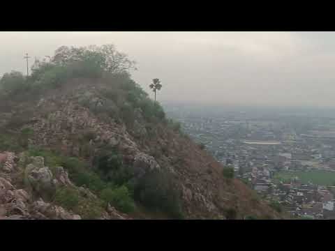 Sheikhpura grindha pahad ka nazara #manojdey #youtubewalebaba #viralvideo #trending #mountains #hot