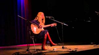 Going Home - Judy Benschop