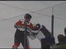 Ian Laperriere vs James Wisniewski