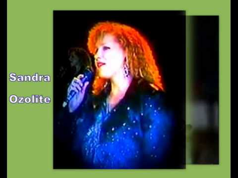 Sandra Ozolīte - Krizantēmas