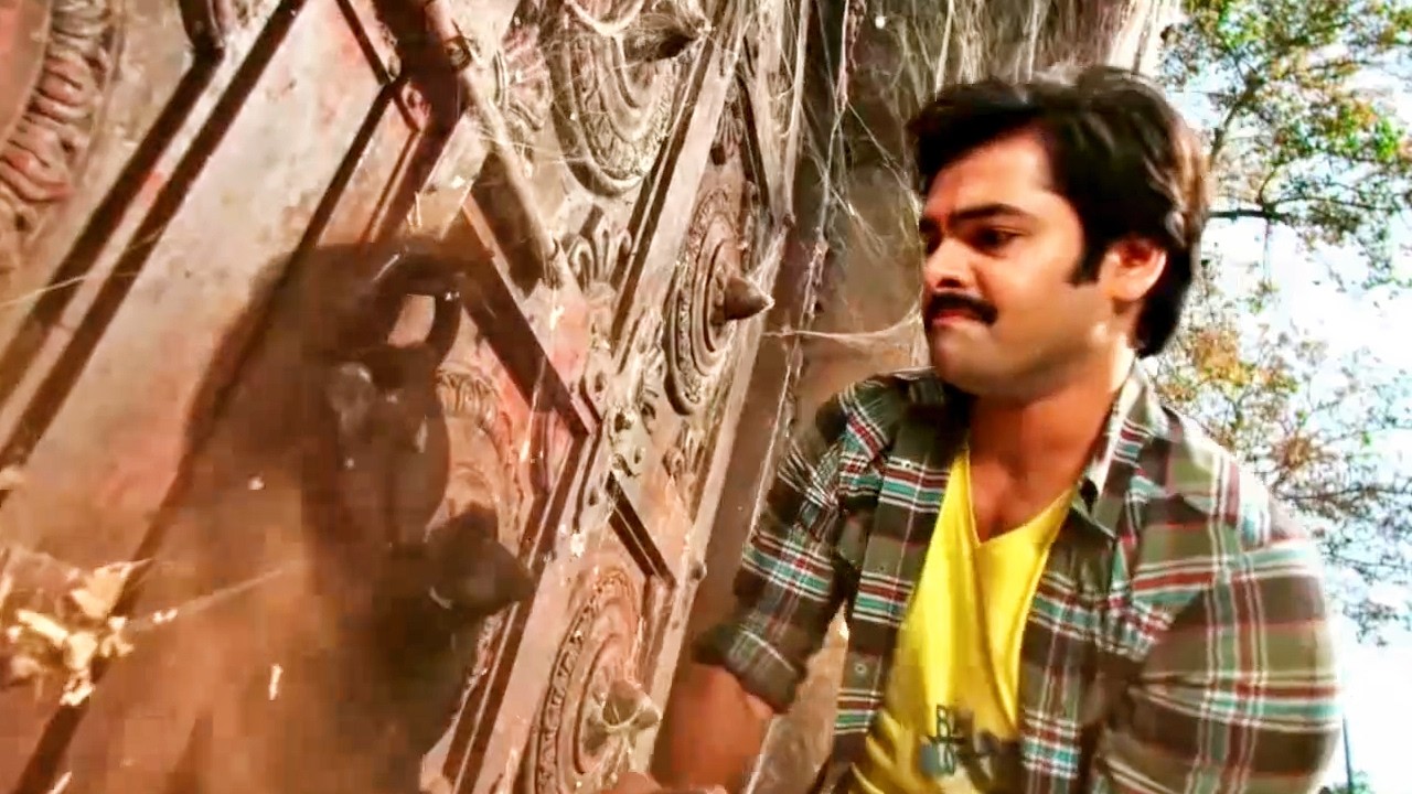 तालाब में गिरे बच्चे की जान बचाने के लिए Ram Pothineni ने मंदि?