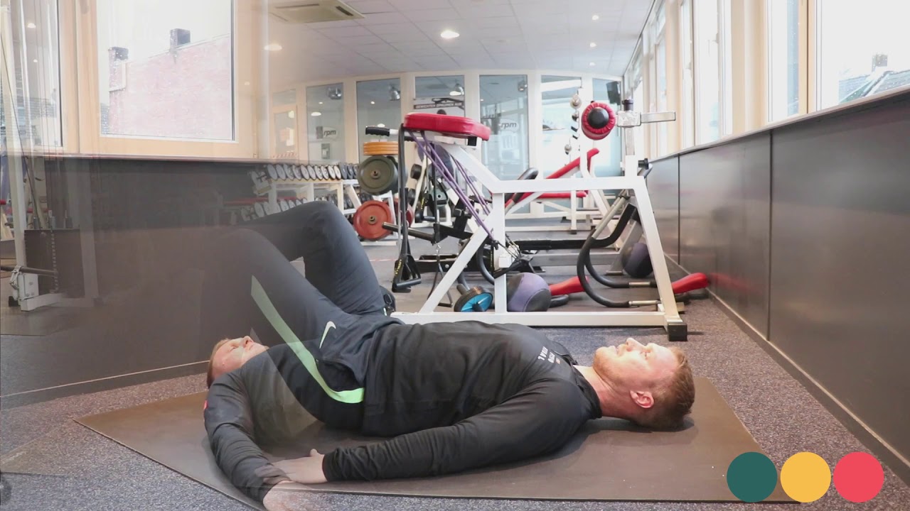 Video thumbnail: Hip bridge (single leg) — instructievideo