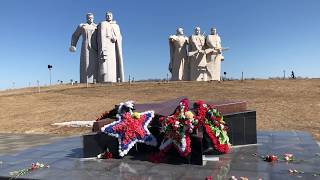 WW2 Russian Memorials – Slow Russian Listening Lesson – Real Russia