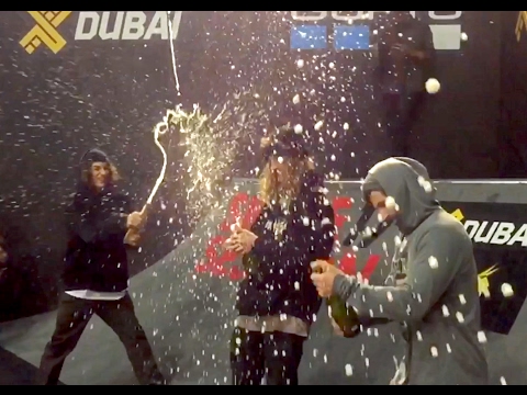 POPPIN BOTTLES AT SIMPLE SESSION