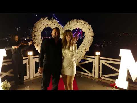 Boğaz’ın En Güzel Manzarasında Evlenme Teklifi