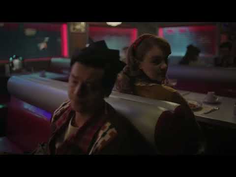 Jughead And Ethel Sell Comic Books - Riverdale 7x13 Scene