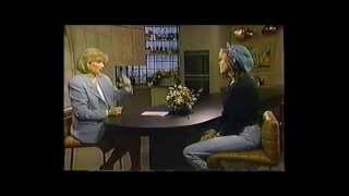 Carly Simon with Joan Lunden - Fisherman's Song