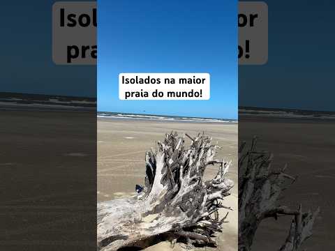 220 quilômetros de praia! A maior do mundo fica entre Rio Grande e Santa Vitoria do Palmar no RS!