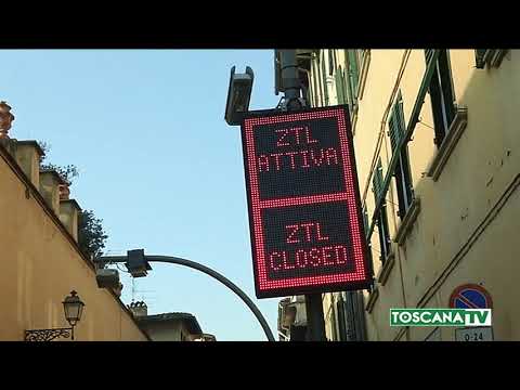 2020-08-22 FIRENZE - ZTL A TEMPO SI CAMBIA, NIENTE SOSTA NELLE PIAZZE