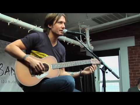 Keith Urban: Urban Developments Weekly Video 43: Outtakes From Keith's NYC Acoustic Performance