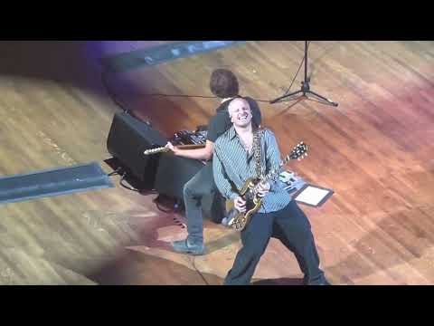 Eddie Vedder & Earthlings Benaroya Hall 2/22/22 Encore Neil Young’s Rockin’ In The Free World
