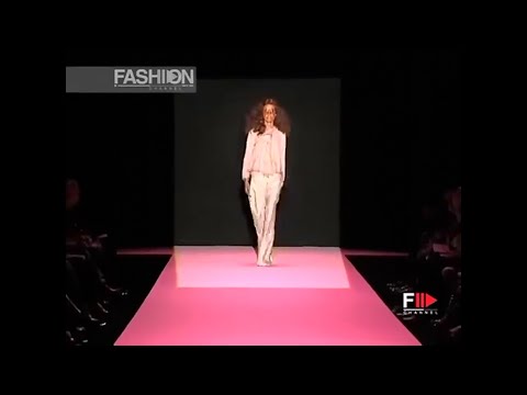 Gucci spring-summer 2002 OFFICIAL AND ORIGINAL VIDEO