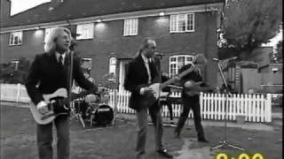 STATUS QUO - When You Walk In The Room