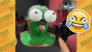 TENTE NÃO RIR: OS MELHORES MEMES DA INTERNET