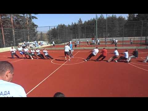 Polufinale u vucenju konopca, policijada 2012 drugi deo.AVI