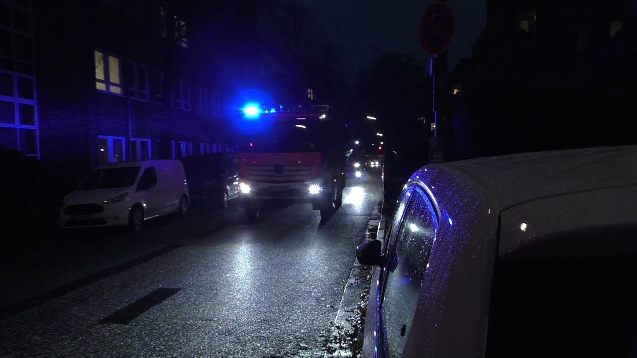 [BULLHORN ESKALATION] 3 Fach Generation HLF Berufsfeuerwehr Hamburg auf Alarmfahrt