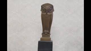 Sova – Číslovaná bronzová socha sovy ve stylu art deco od Johana Coenraada Altorfa
