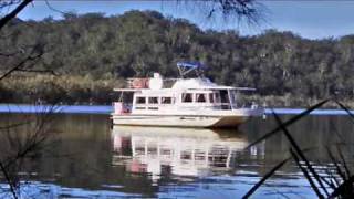 preview picture of video 'Myall Lakes Houseboats Ph +61 410437225   0410437225'