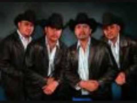 Revolucion Nortena- El Yiyo & El Teo