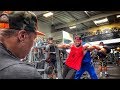 Prépa Mr Olympia 2019, week 10: Entraînement de DELTS avec SHAWN RHODEN et AHMAD CLAYTON