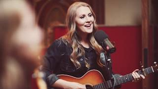 Nora Jane Struthers - Nice To Be Back Home (live in studio)