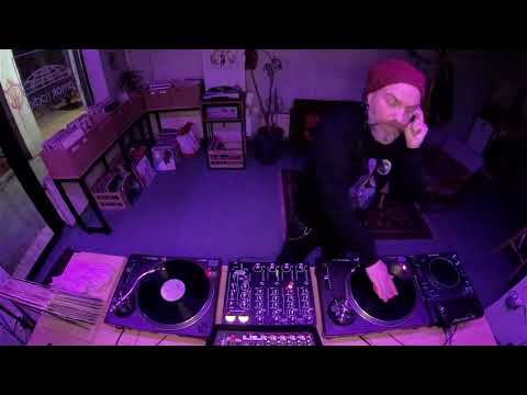 Zoki Bejbe Goes Vinyl