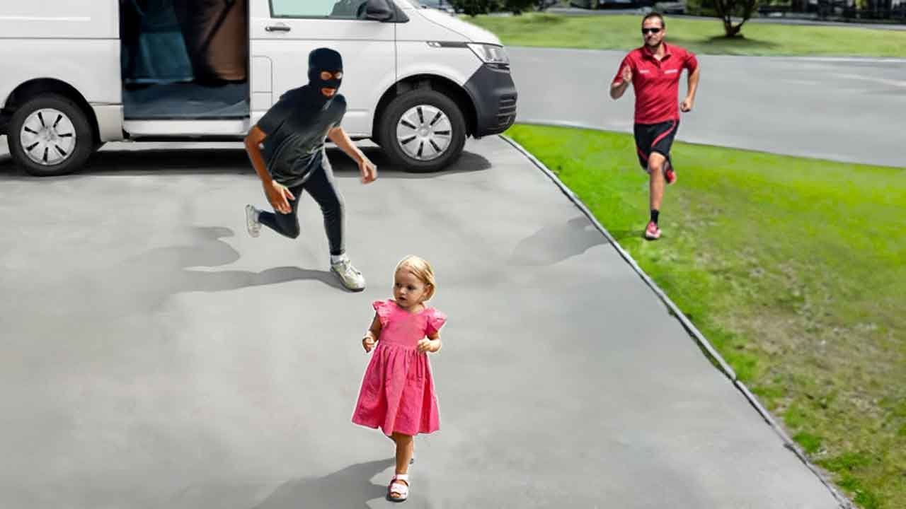 Real Life Superheroes Caught on Camera !