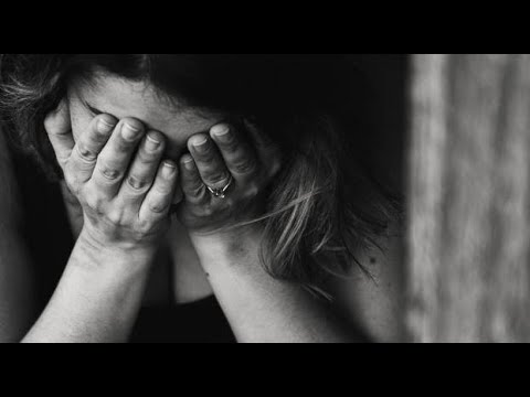 Sa duhet të durojë një nuse lëndimet dhe ofendimet e vjehrrit dhe vjehrrës? - Dr. Imam Ahmed Kalaja