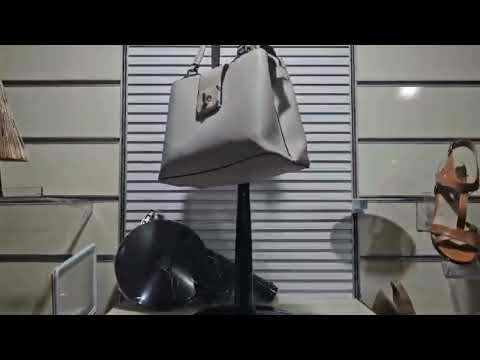 Cüzdan ve Çanta Teşhir Standları | 4 Farklı Renk Seçeneği ile Mağaza Teşhir Çözümleri