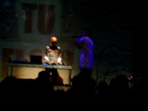 ESCUPE TU FLOW 17/4/10