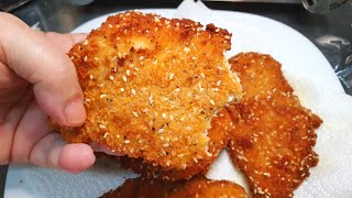 בקלי קלות- שניצל קריספי בטירוף (ליהי קרויץ - מטבח בקלי קלות) - התמונה מוצגת ישירות מתוך אתר האינטרנט יוטיוב. זכויות היוצרים בתמונה שייכות ליוצרה. קישור קרדיט למקור התוכן נמצא בתוך דף הסרטון