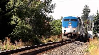 preview picture of video 'Amtrak 816 leads Coast Starlight train 11 through Turner, Oregon 9-21-2011'