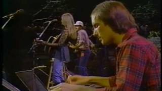 Emmylou Harris, Barry Tashian and The Hot Band - Two More Bottles of Wine