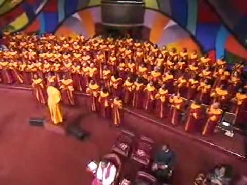 West Angeles COGIC Mass Choir - Marevlous Things