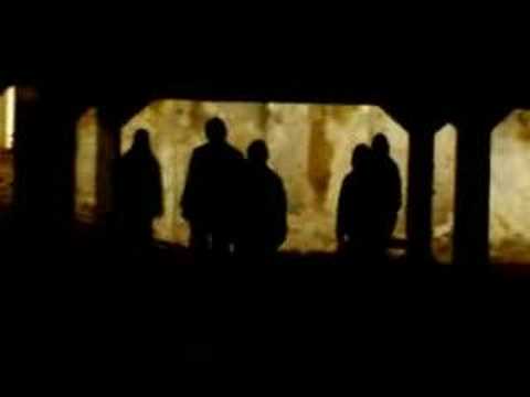 Kryptonim moral - Wojna (War) [2005r]