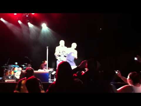 Barbara Mason 9/10/11" yes I'm ready " San Manuel amphithea