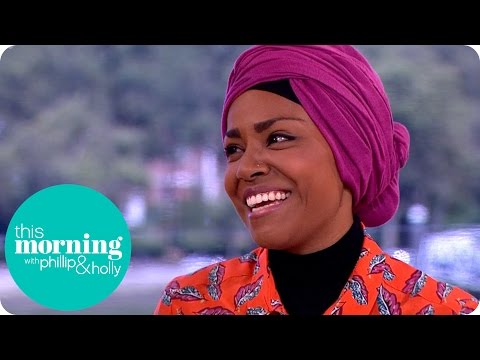 Nadiya Hussain's Chocolate Zebra Cake | This Morning