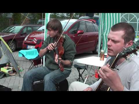 G-runs 'n Roses - Rounder Spirit