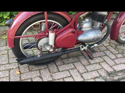 JAWA 250 PERAK 1953 www.classic-motorcycles.nl