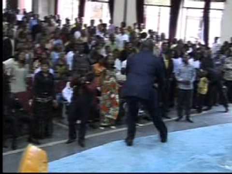 SCG MOSALA YA BA KLISTO FR:MOISE MATUTA CONCERT