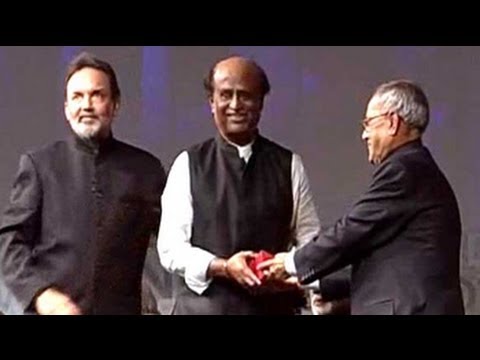 Rajinikanth Received Greatest Global Living Indians NDTV Award (2013) - Rajinifans.com