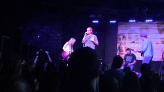 Raging Idiots - She's a 10 & I'm a 2