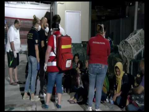 IMMIGRATI: NUOVO SBARCO A ROCCELLA | IL VIDEO