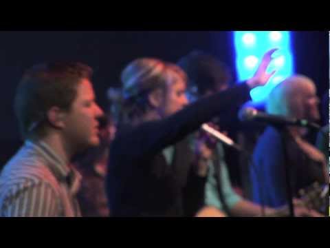 Glaubenszentrum LIVE & Anja Lehmann - Heilig, heilig das Lamm Gottes (Revelation Song in German)