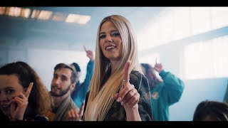 Musik-Video-Miniaturansicht zu Let's Go Together Songtext von Eva Pavli